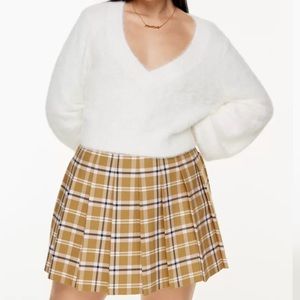 Aritiza Fuzzy Cropped V Neck Sweater in White